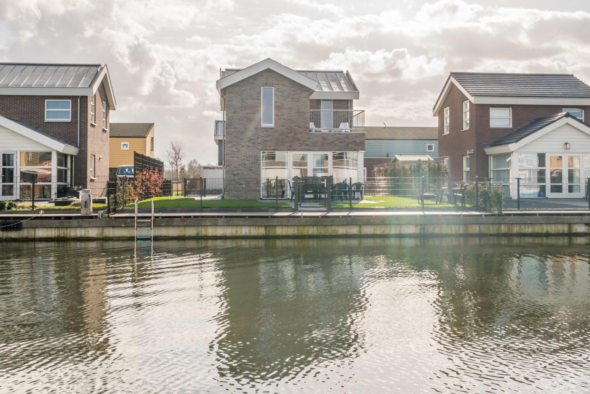 Nautic Rentals - Marinapark Oude-Tonge Exterior foto